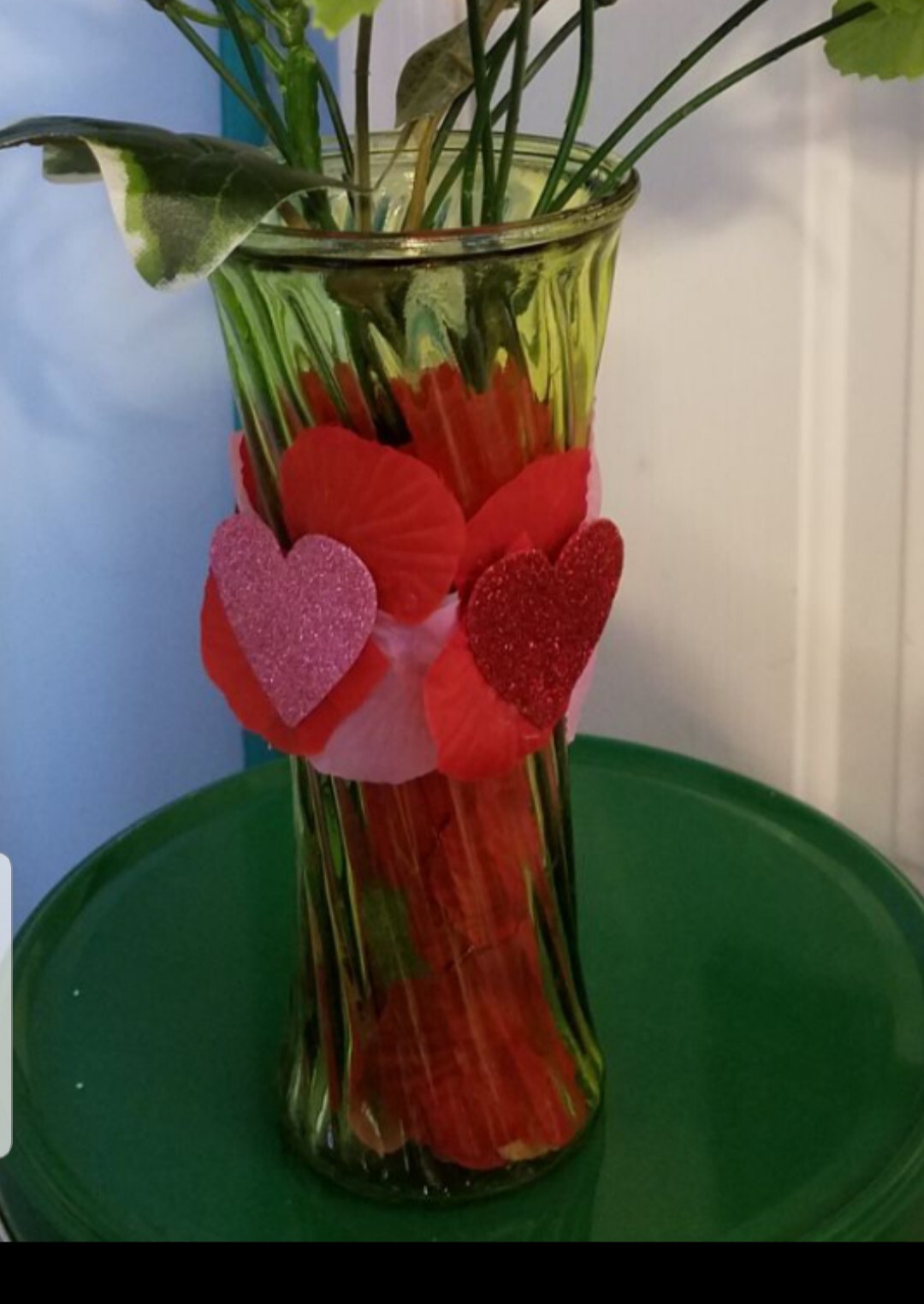 Beautiful green’ish unique glass vase with silk fabric flowers Please go to my