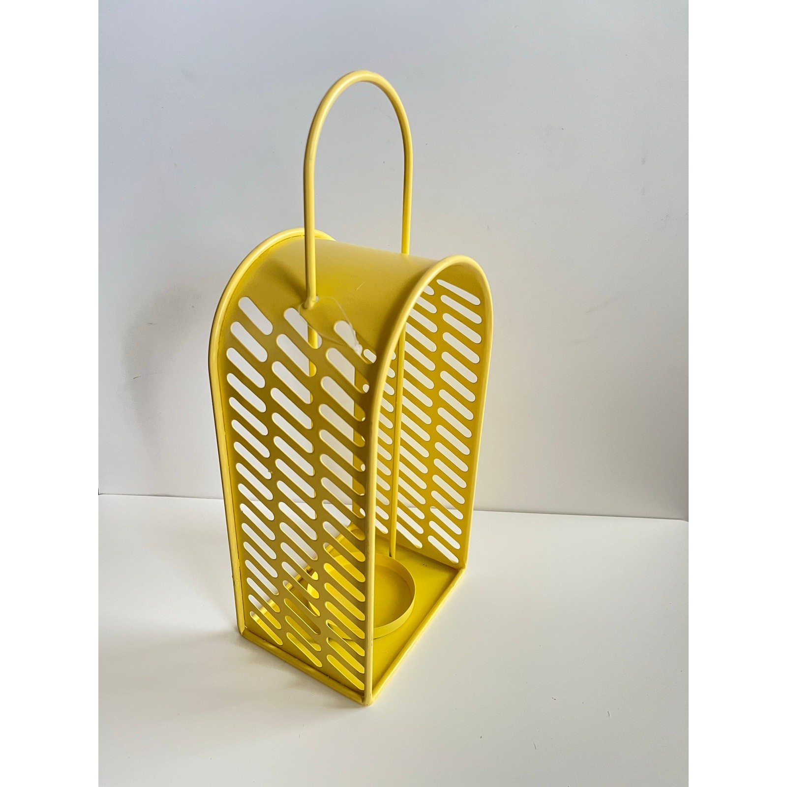 Metal Yellow Decorative Candleholder Centerpiece