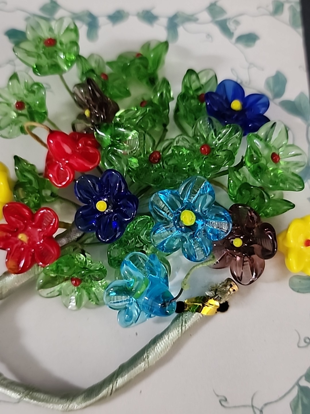 24 Mini Glass Flowers Wire Stem Bouquet Red Blue Yellow Green Purple NOS Lot 3