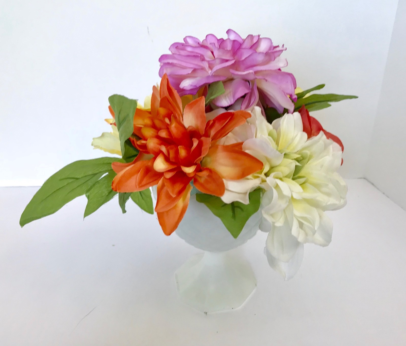 Decorative Planter with Silk Flowers in a Pinneapple Pattern Milk White Glass Pe