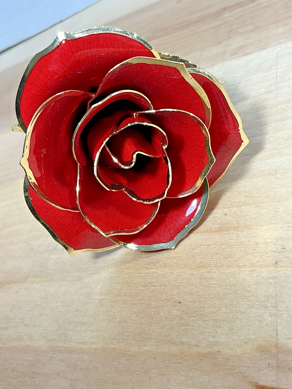 24K Gold Trim Red Rose Dipped Rose in Gift Box w/ Display Stand Valentine’s Gift