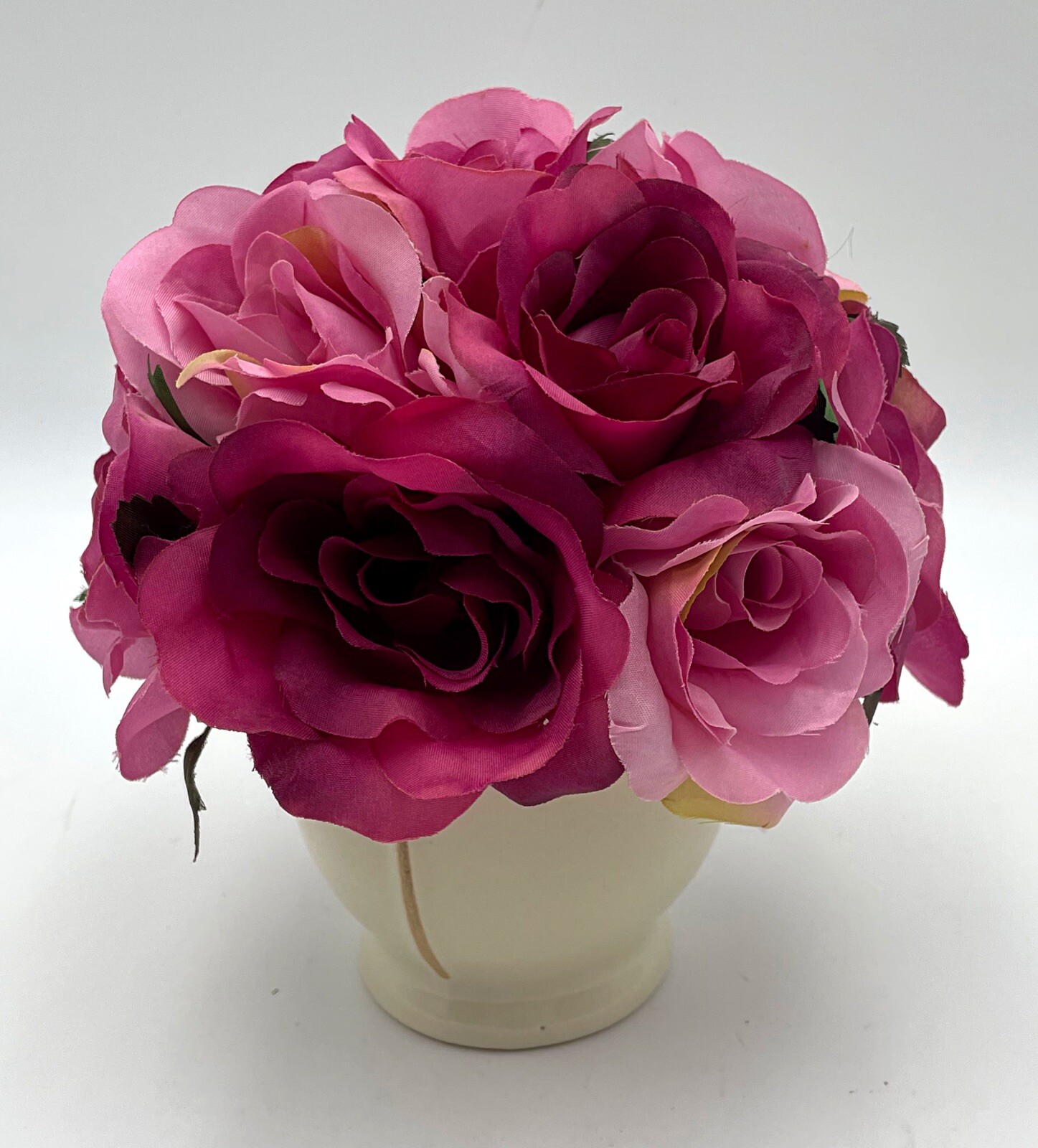 7″ Small Artificial PINK BOUQUET Faux Silk Open Roses w/Beige/Tan Ceramic Vase