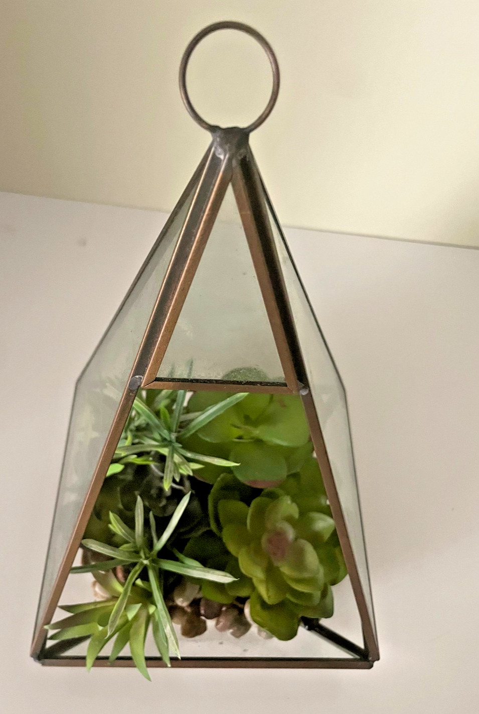 Artificial Potted Succulents Plants Hanging Glass Pyramid Arrangement