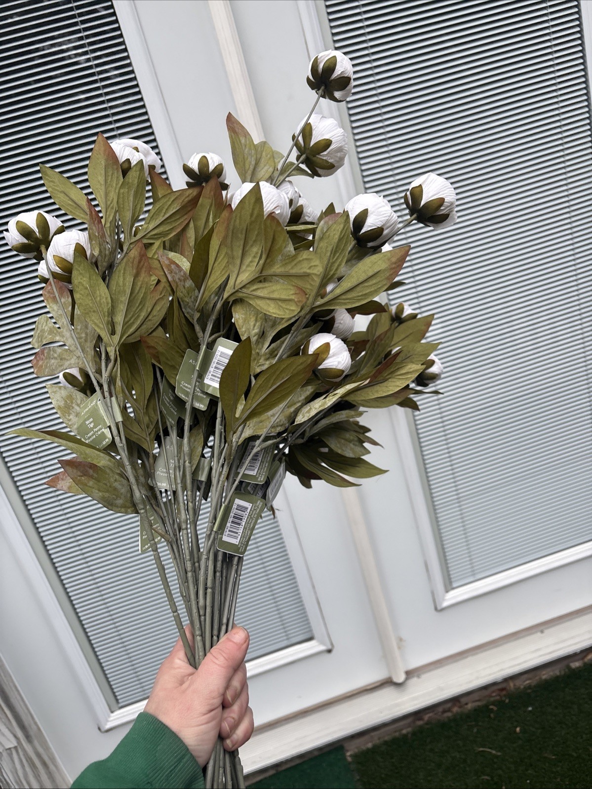 BRAND NEW MICHAELS STORES IVORY PEONY STEMS BY ASHLAND 16 STEMS VIRAL RARE!