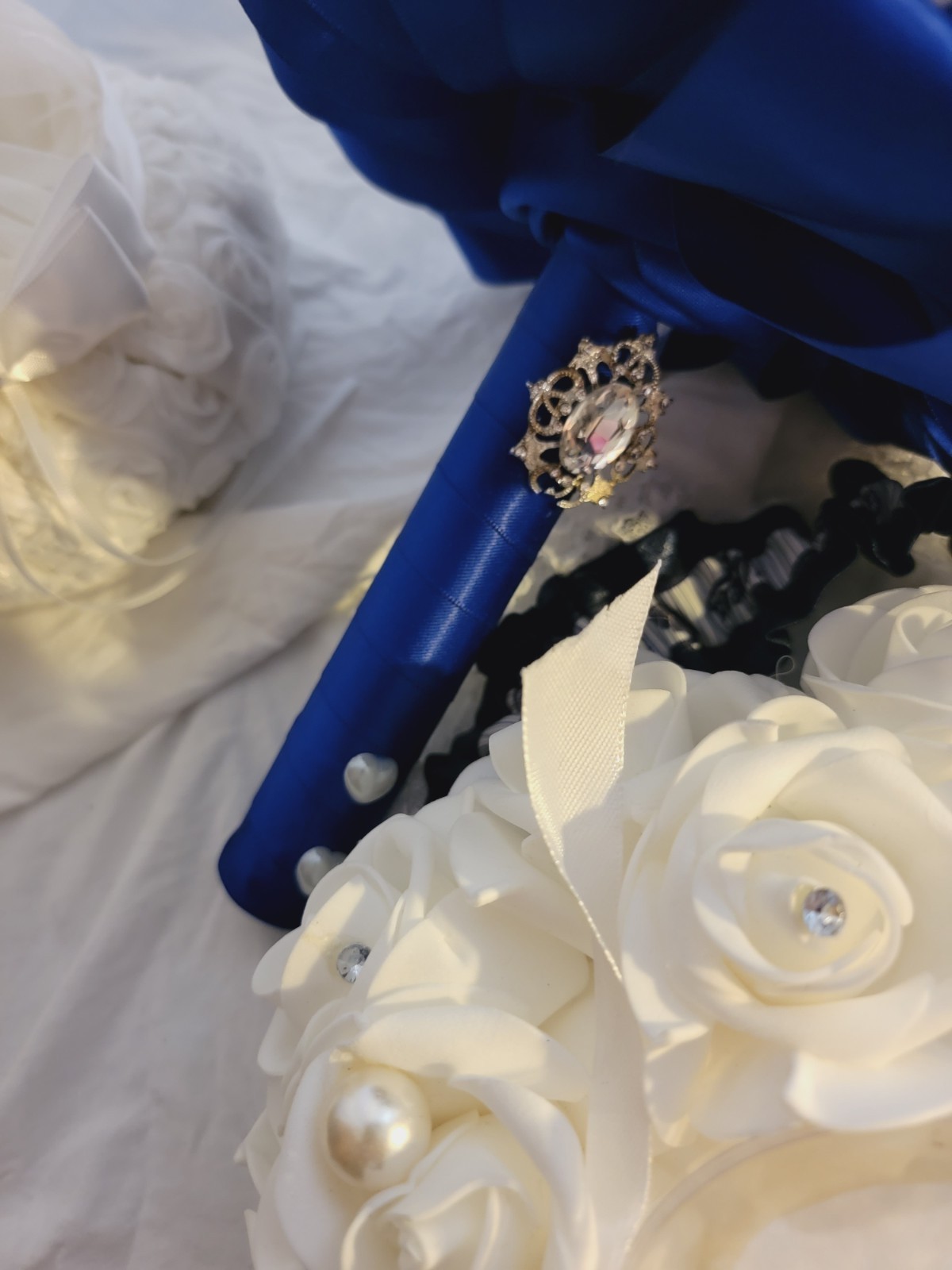 SET Bridal Wedding Bouquet Rhinestone Throw Toss Crystal Satin PLUS Flower Girl