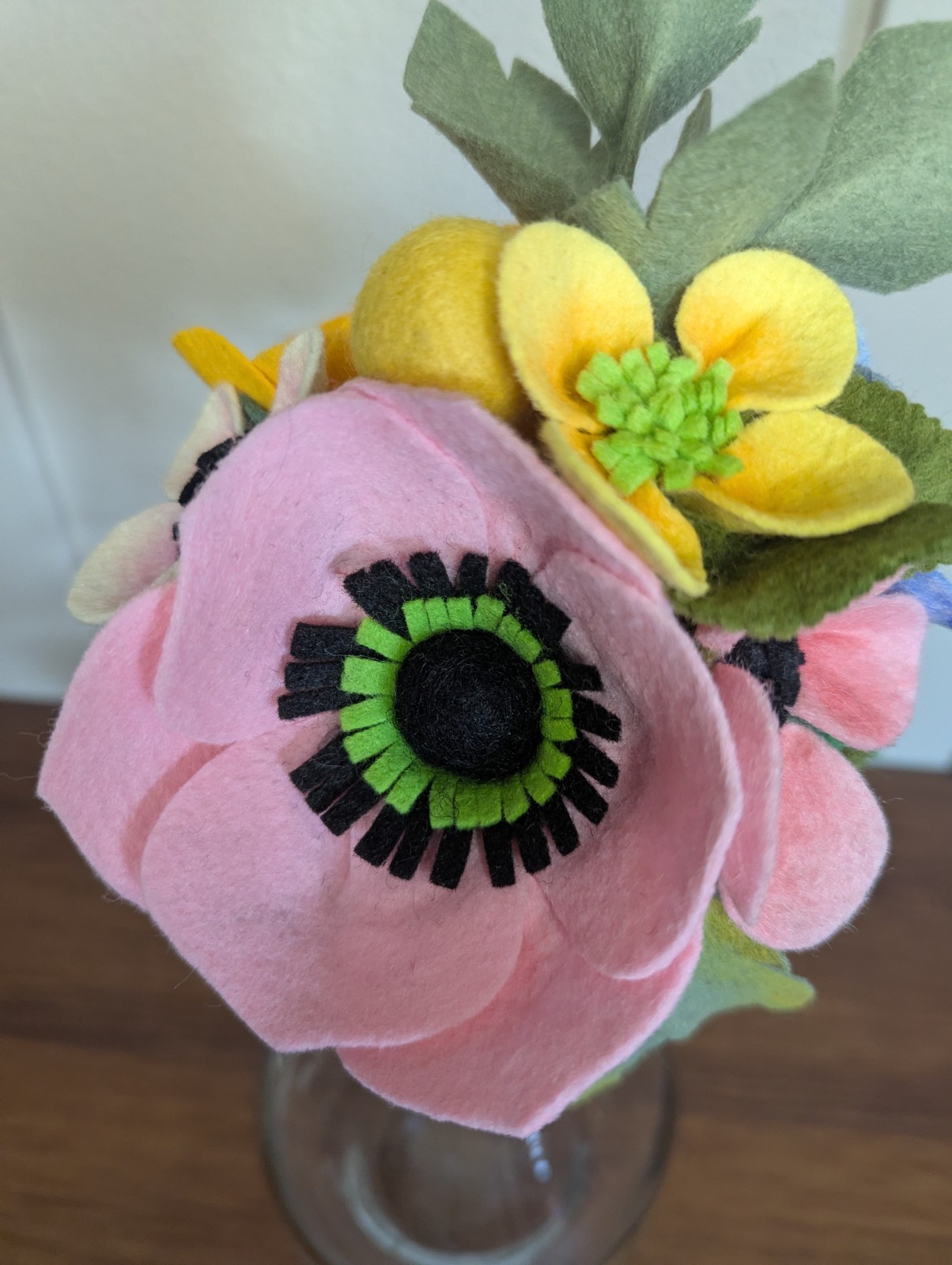 Beautiful Hand Cut Wool Blend Felt Flower Bouquet Gift Wrapped/Great Gift Idea!