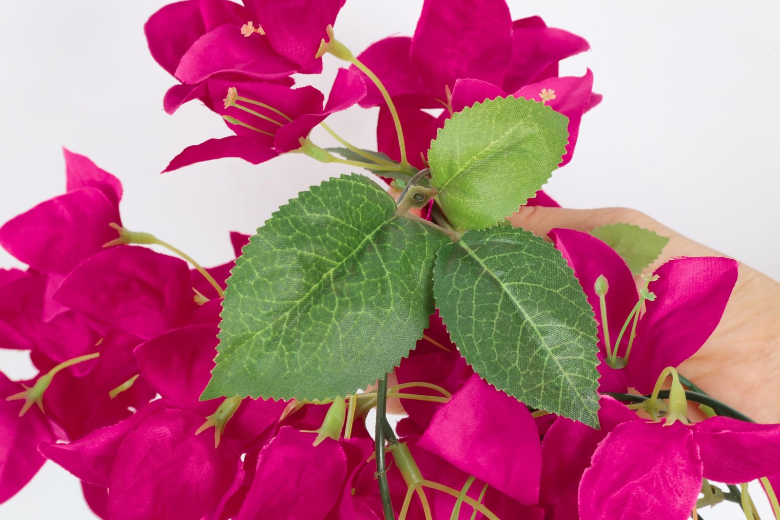Artificial Hanging Flowers Bougainvillea, 2PCS UV Resistant Bougainvillea Sil…