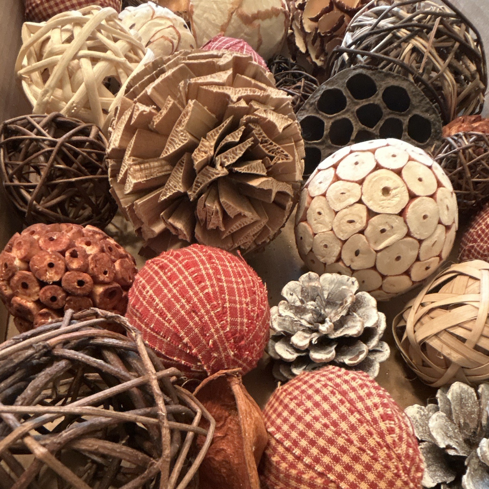 Rustic Decorative Bowl Filler Balls Mix w/ Pine Cones & Lotus Pods, Multicolor