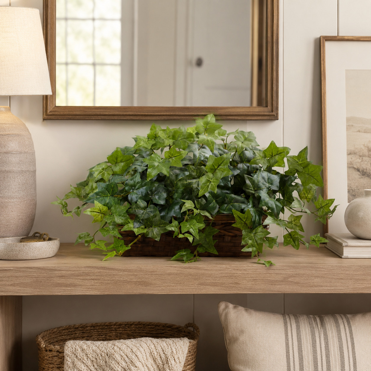 12.5″ Puff Ivy w/Ledge Basket