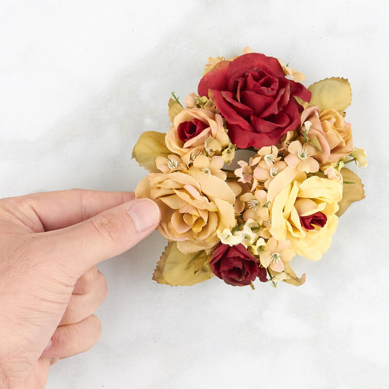 Set of 6 Artificial Rose and Gypsophila Taper 4″ Rings