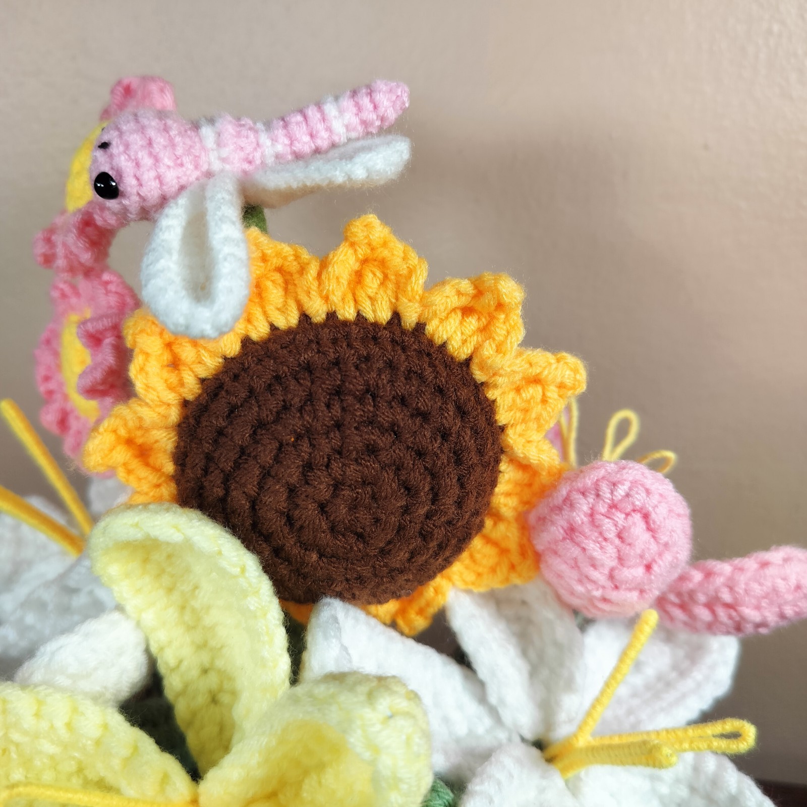 Handmade Crochet Flower Bouquet In Basket w/ Dragonfly Sunflower Lily’s Daisies
