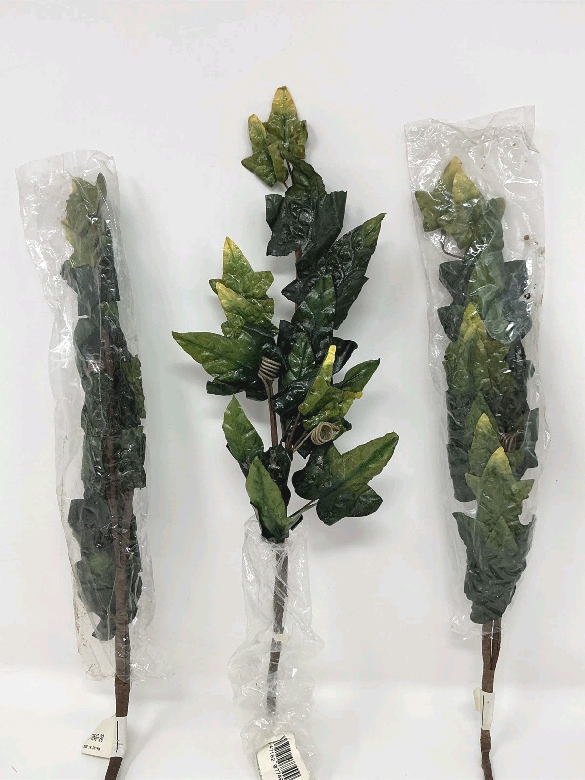 Green Leafy Branch Floral Pick 22” Long 3 Picks Basket Vase Filler NOS