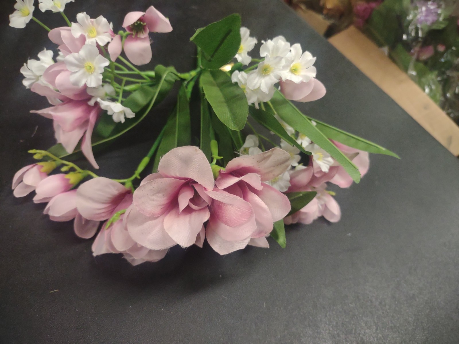 Vintage 10″ Silk Freesia Bush, Mauve Pink, 5 Stems, Baby’s Breath & Foliage