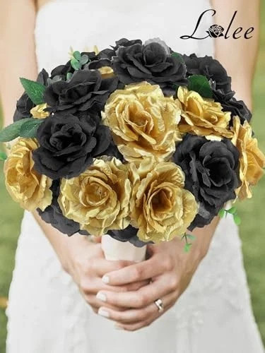 108pcs Roses Head Flowers with Stem – Black & Gold Graduation Black-gold