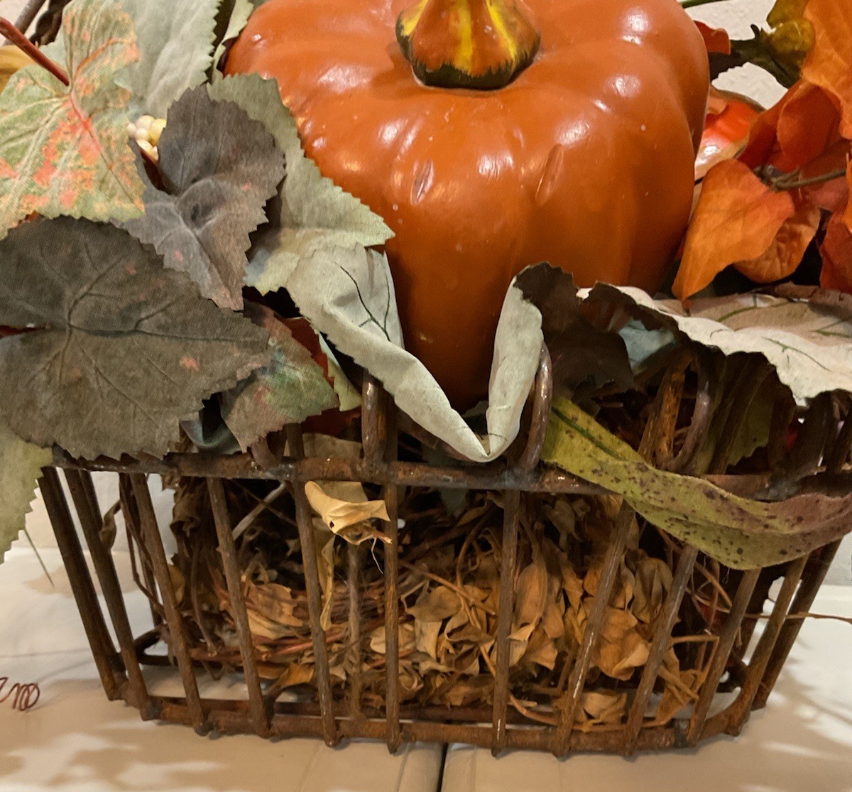 Rustic Metal Basket Fall Leaf Fruit Vegetable Floral Arrangement Centerpiece