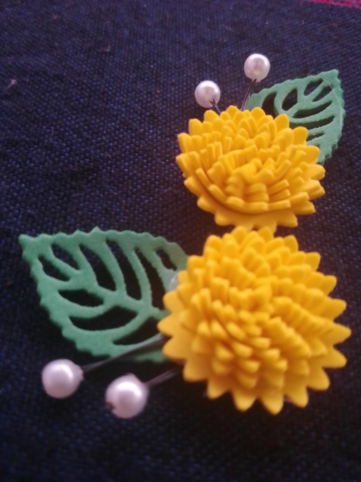 4.5cm artificial WITH LEAVE YELLOW COLOR FLOWERS 10pcs to 100pcs foam flower new
