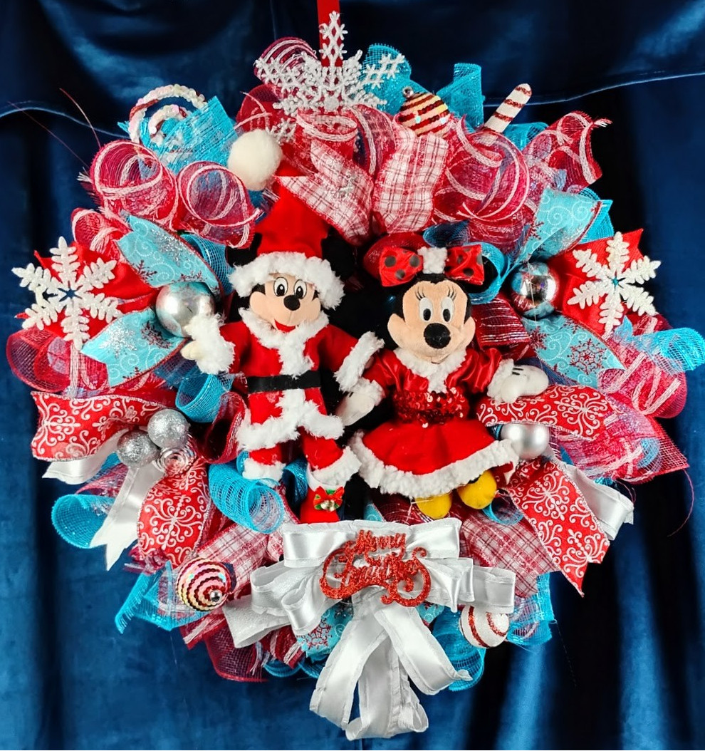 Mickey and Minnie Mouse Christmas Wreath Large 24″ Holiday Front Door Decor