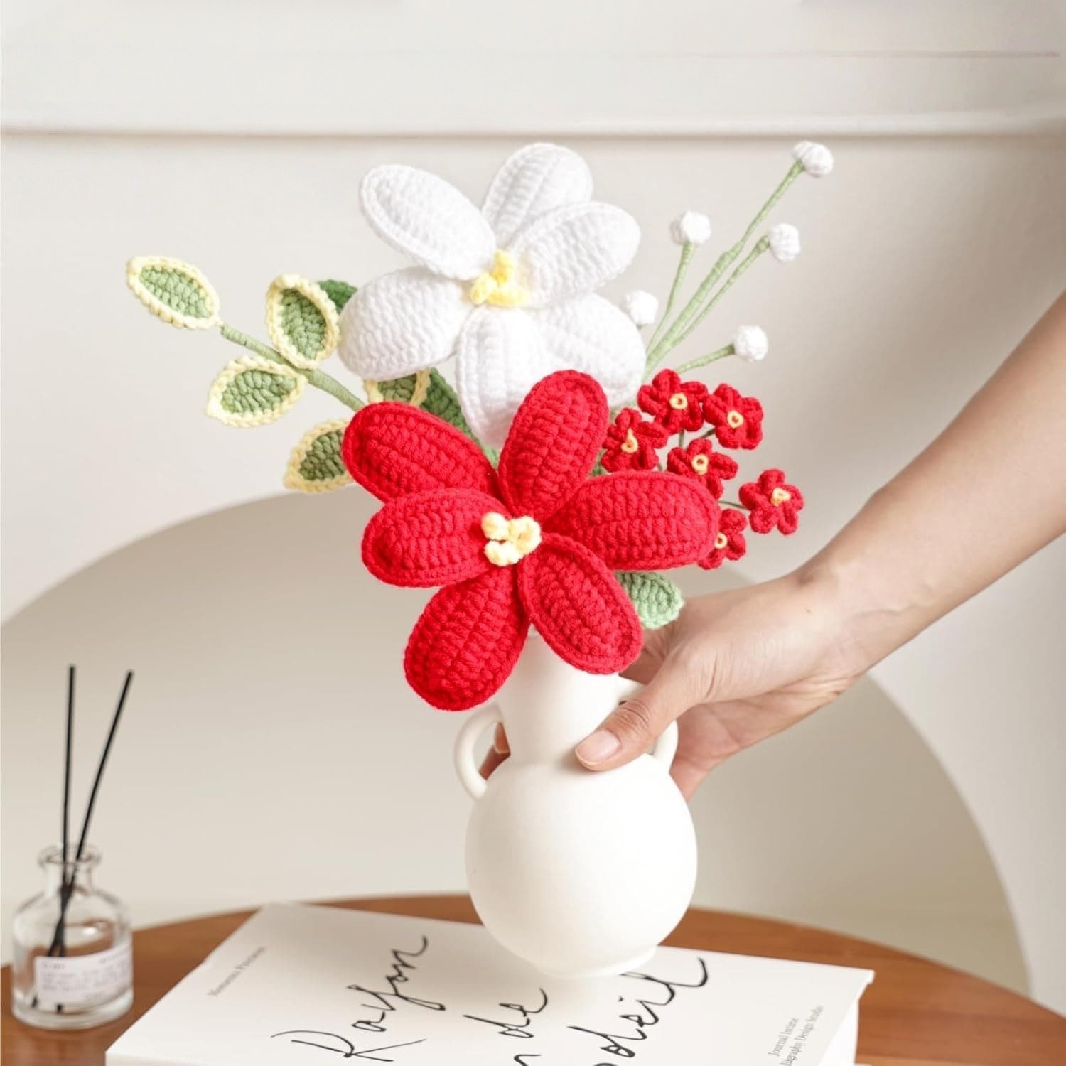 Crochet Flower Bouquet(wear vases) Suitable for Family Table Decoration