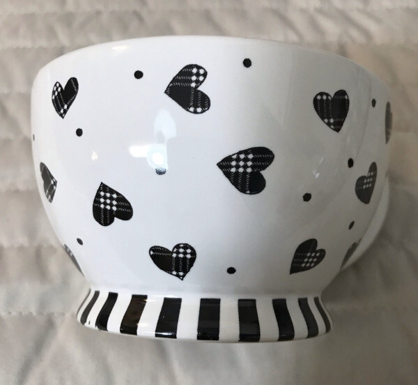 Black & white farmhouse hearts stripes teacup greenery plant Handmade Enesco cup