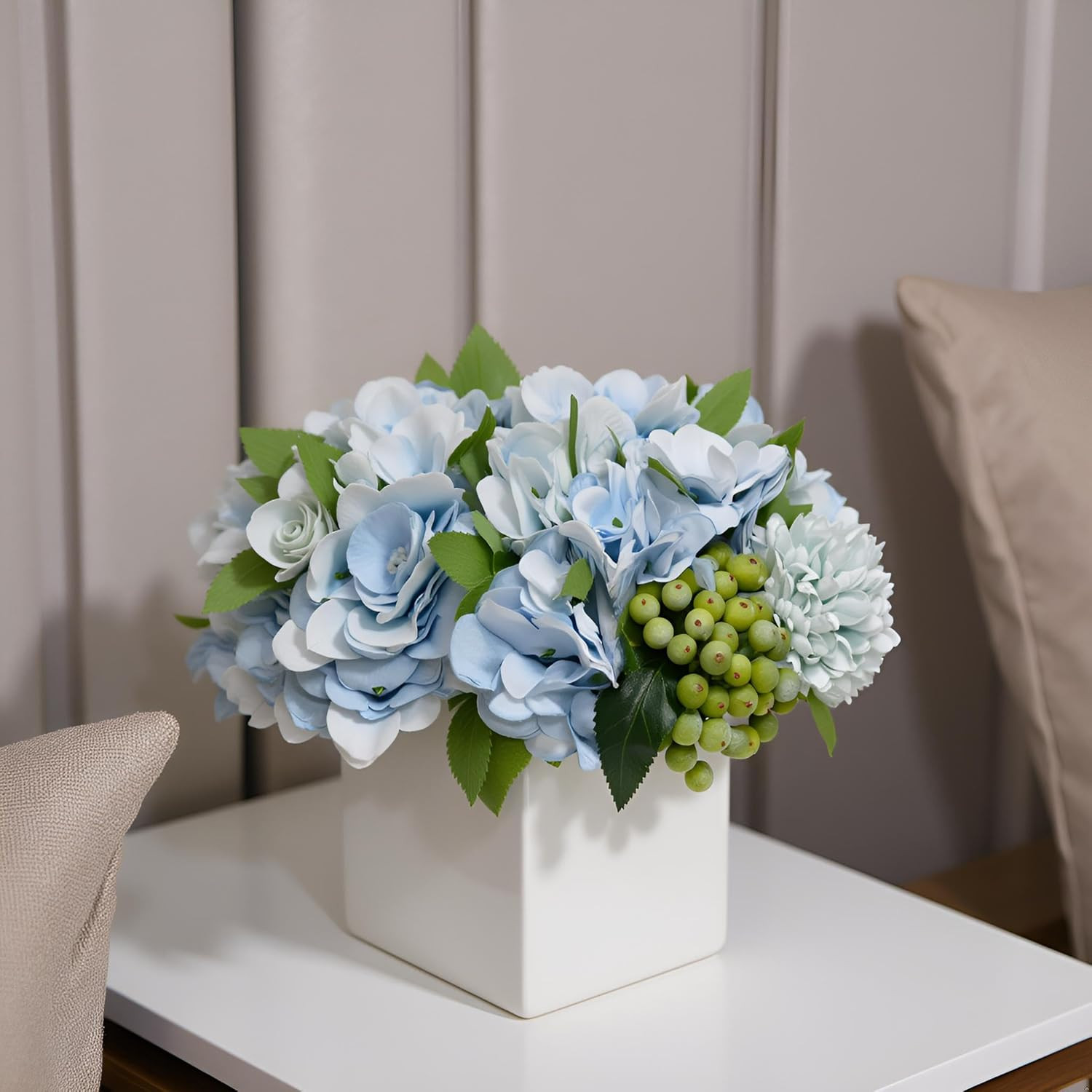 Flores artificiales hortensias en florero ceramica decoracion hogar elegante