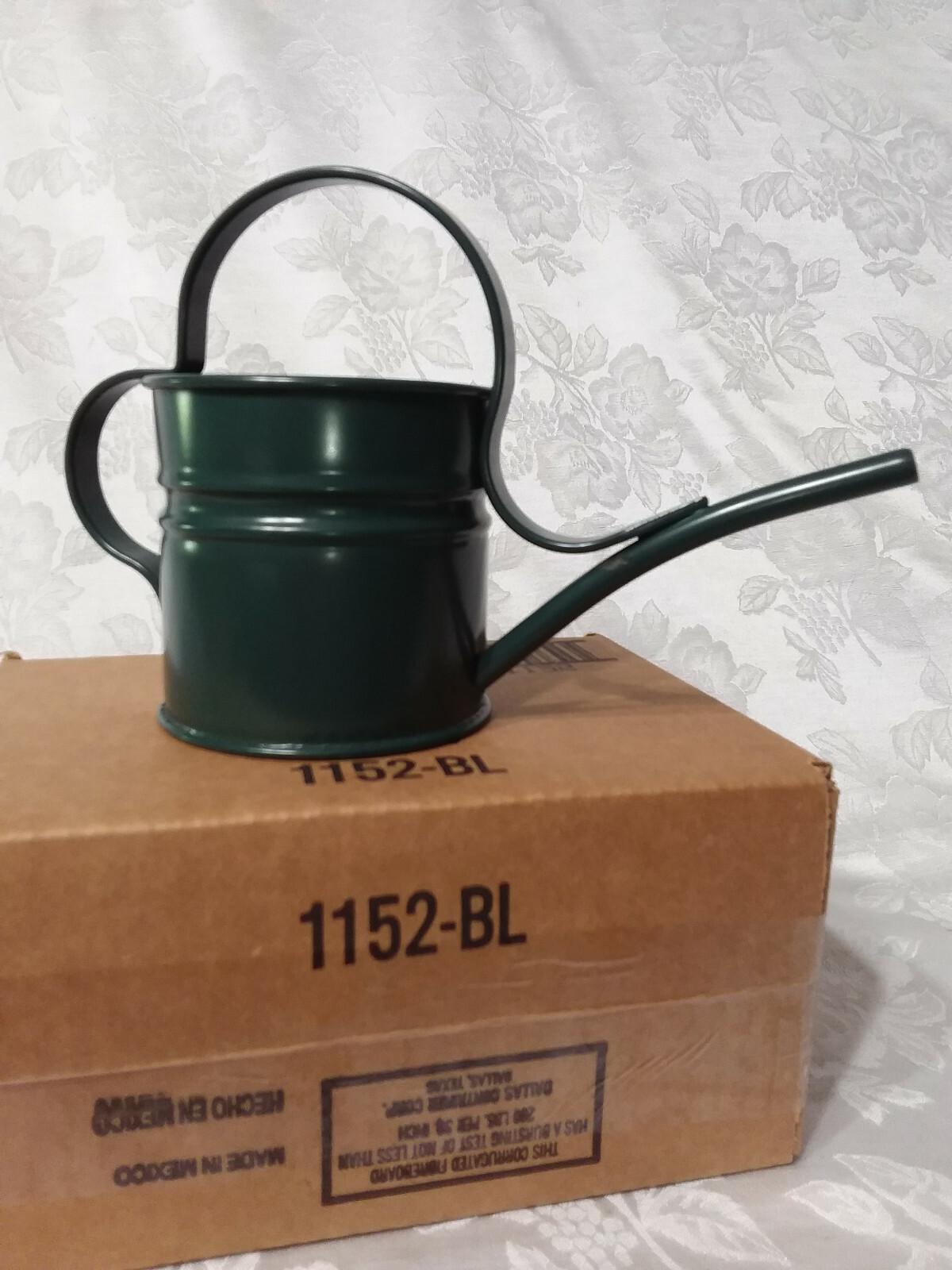 Home Interiors Hunter Green “Watering Time” Mini-Planter/ Metal Watering Can/NIB