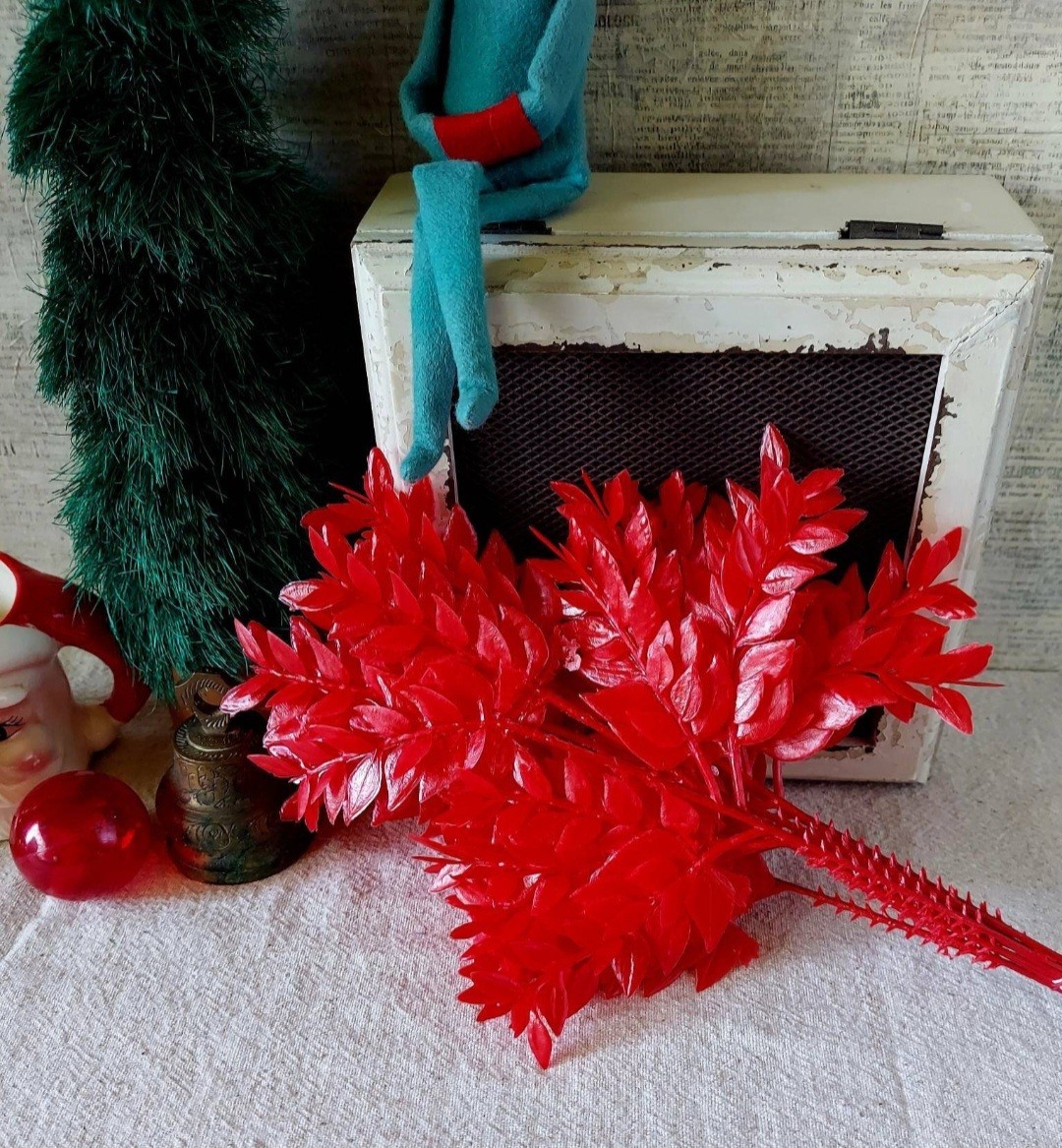 Vintage Red Leaf Faux Floral Arrangement Stems Set Of 12