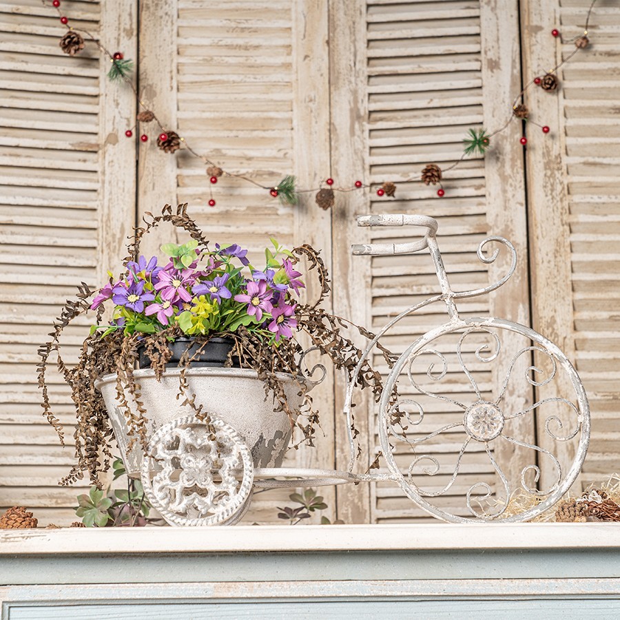 Rustic Bicycle Wall Planter, Metal Wire Hanging Basket, Vintage Flower Pot Decor