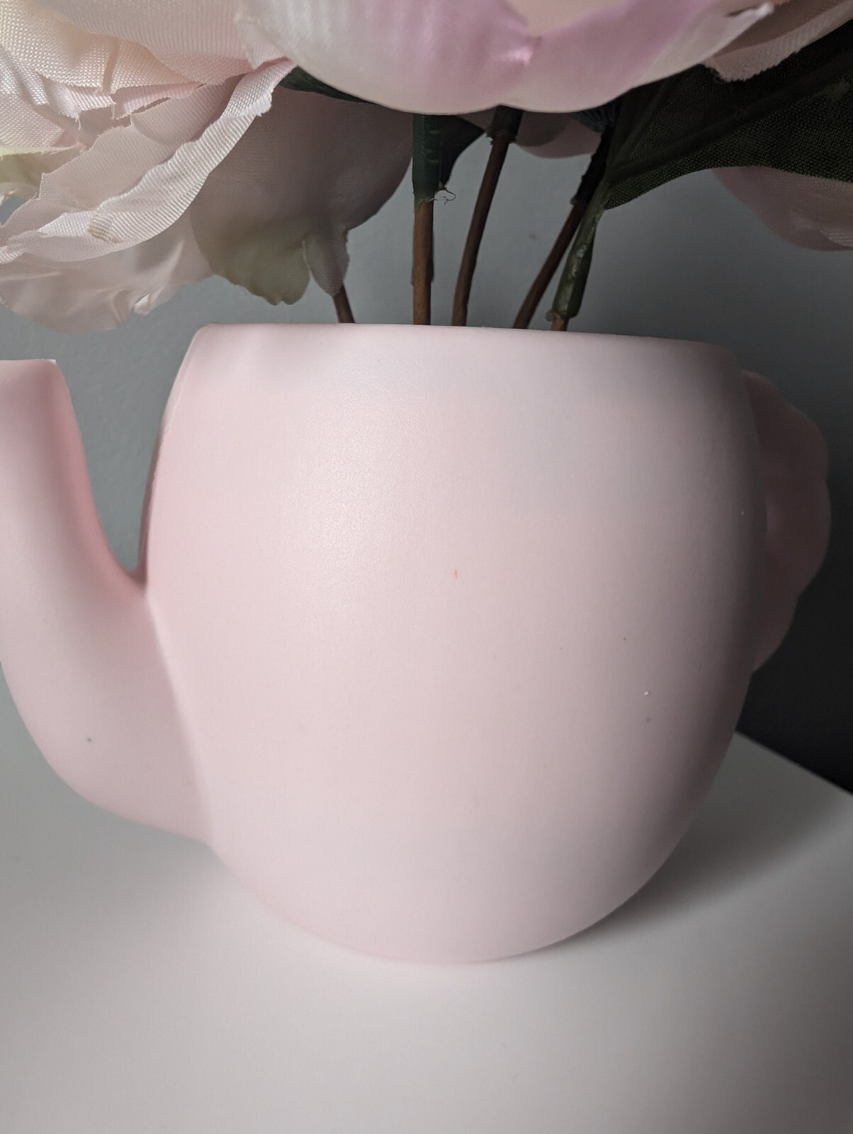Target Bullseye Valentines Pink Teapot Faux Fower Arrangement Tabletop Decor