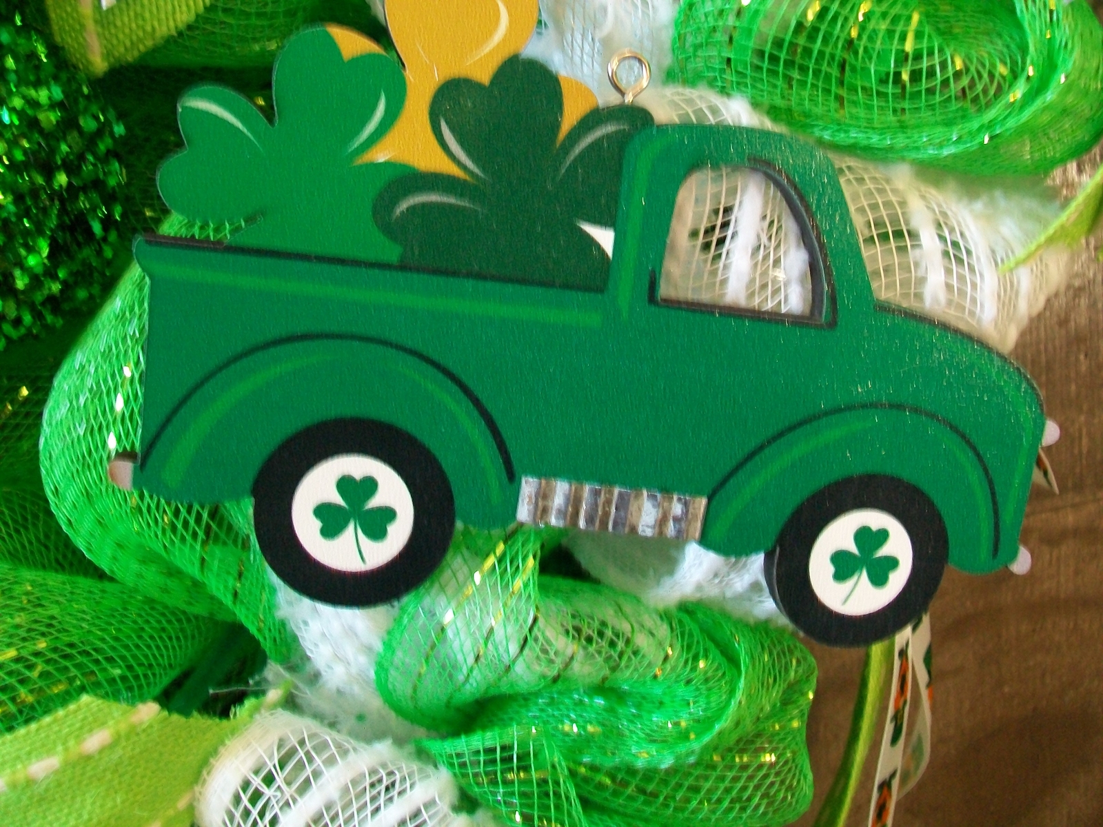 Large Green & White Saint Patrick’s Day Glittered Shamrock Mesh Wreath