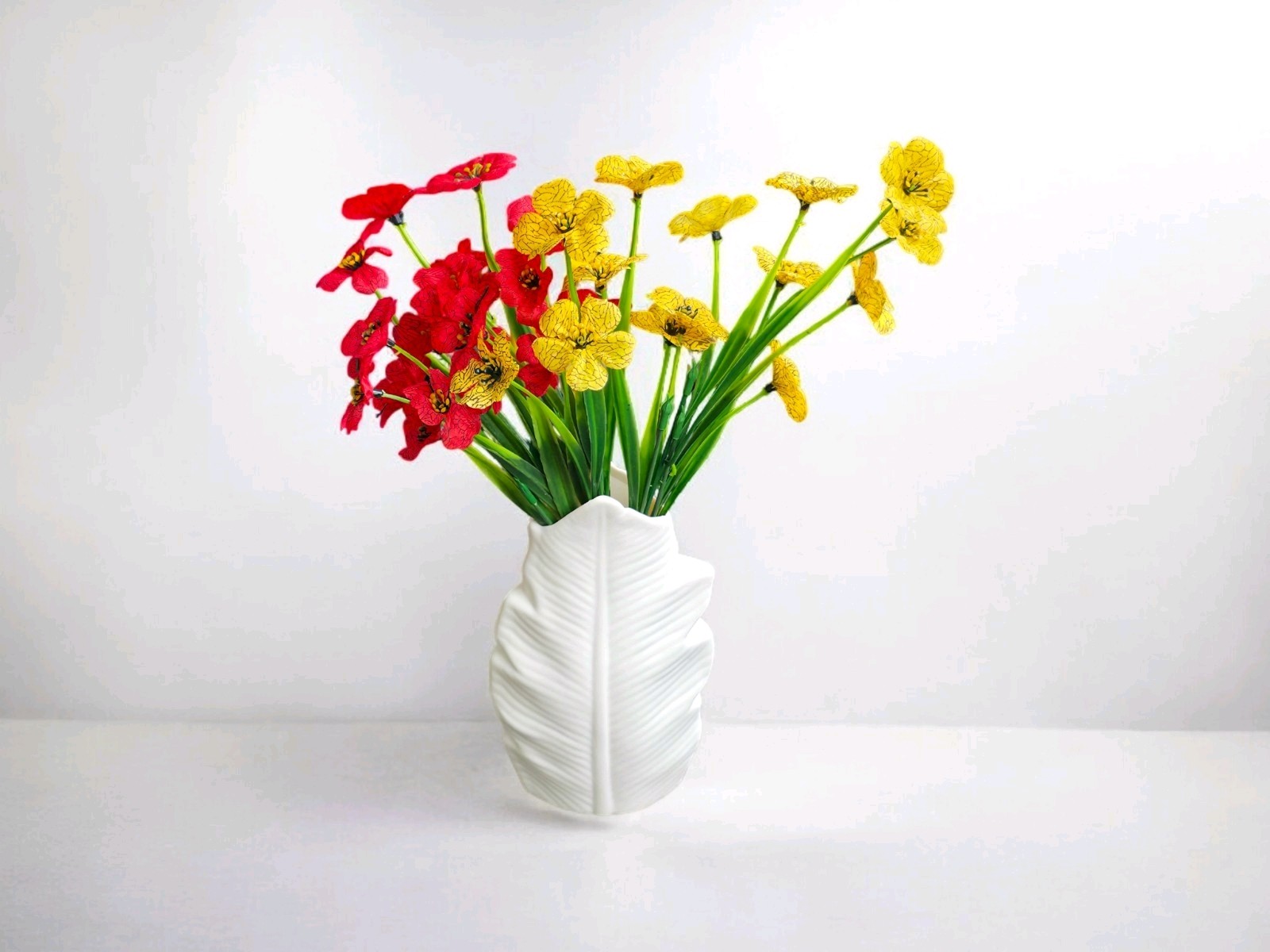 24 Bundles Colorful Beautiful fantasy-style artificial flower (not realistic)