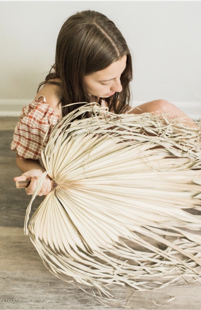1 Pc Jumbo XL Dried Palm Leaf Party & Home & Wedding Decor 4ft From Stem To Leaf