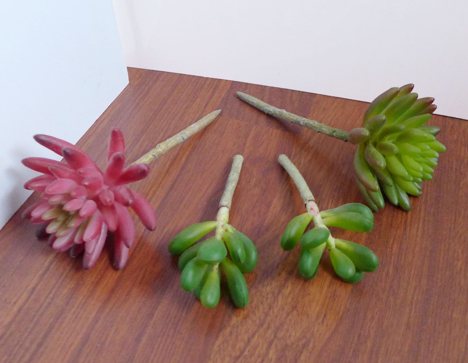 Artificial Succulents Plants Yacon Red Finger Lotus Landscape Grass Set of 4