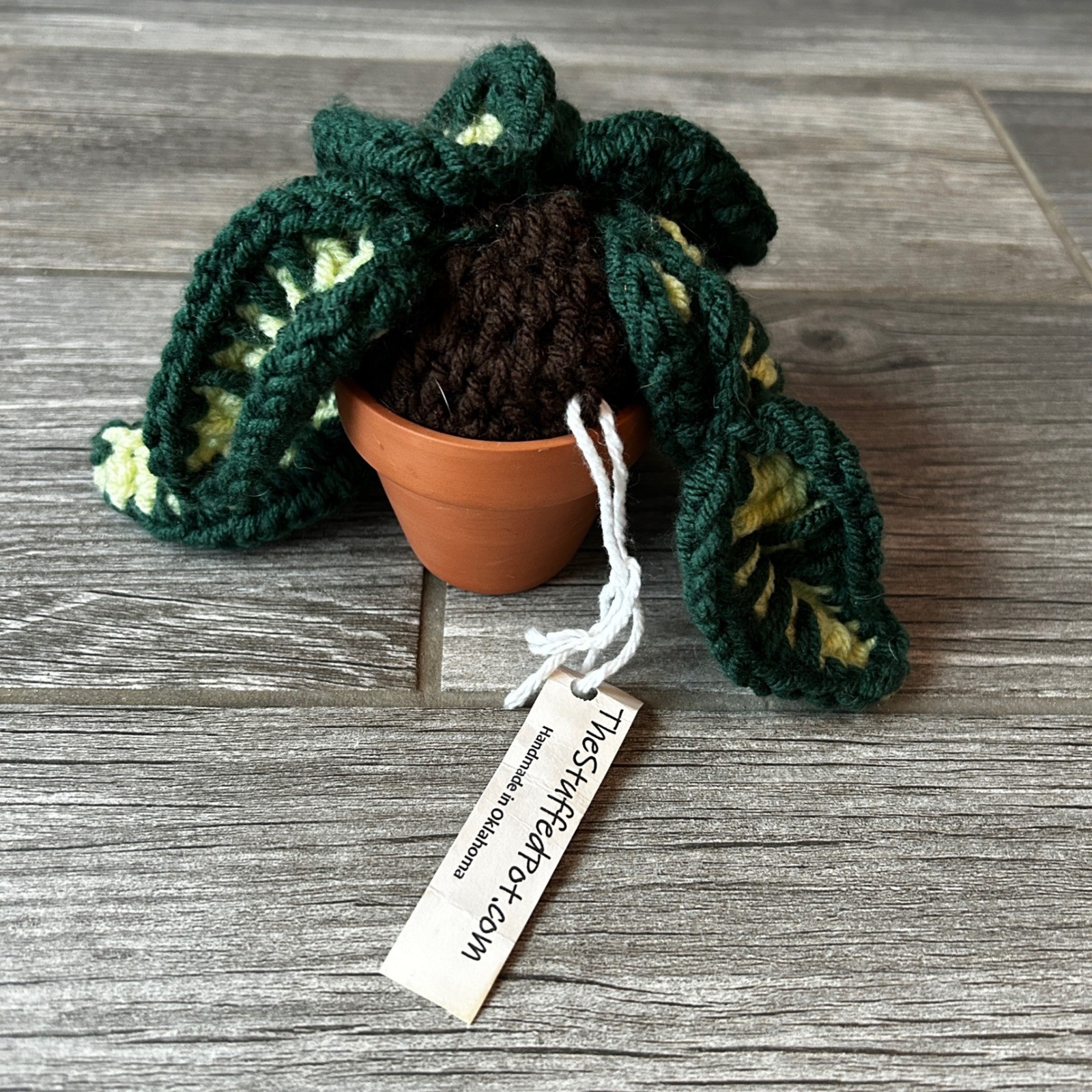NWT Handmade Crochet Plant Potted Faux Succulent Green Yellow Small Decor Accent