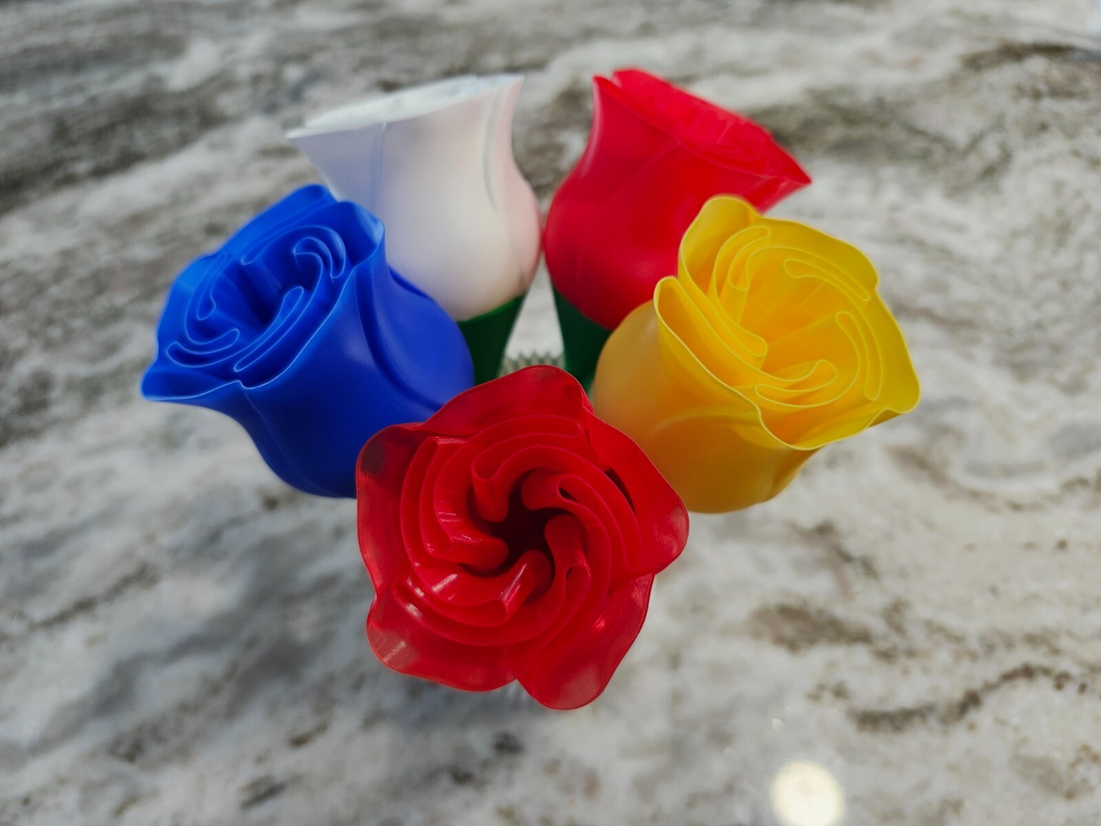 Beautiful 3D Printed Rose with Vase for Dry Flowers – Unique Home or Office Deco