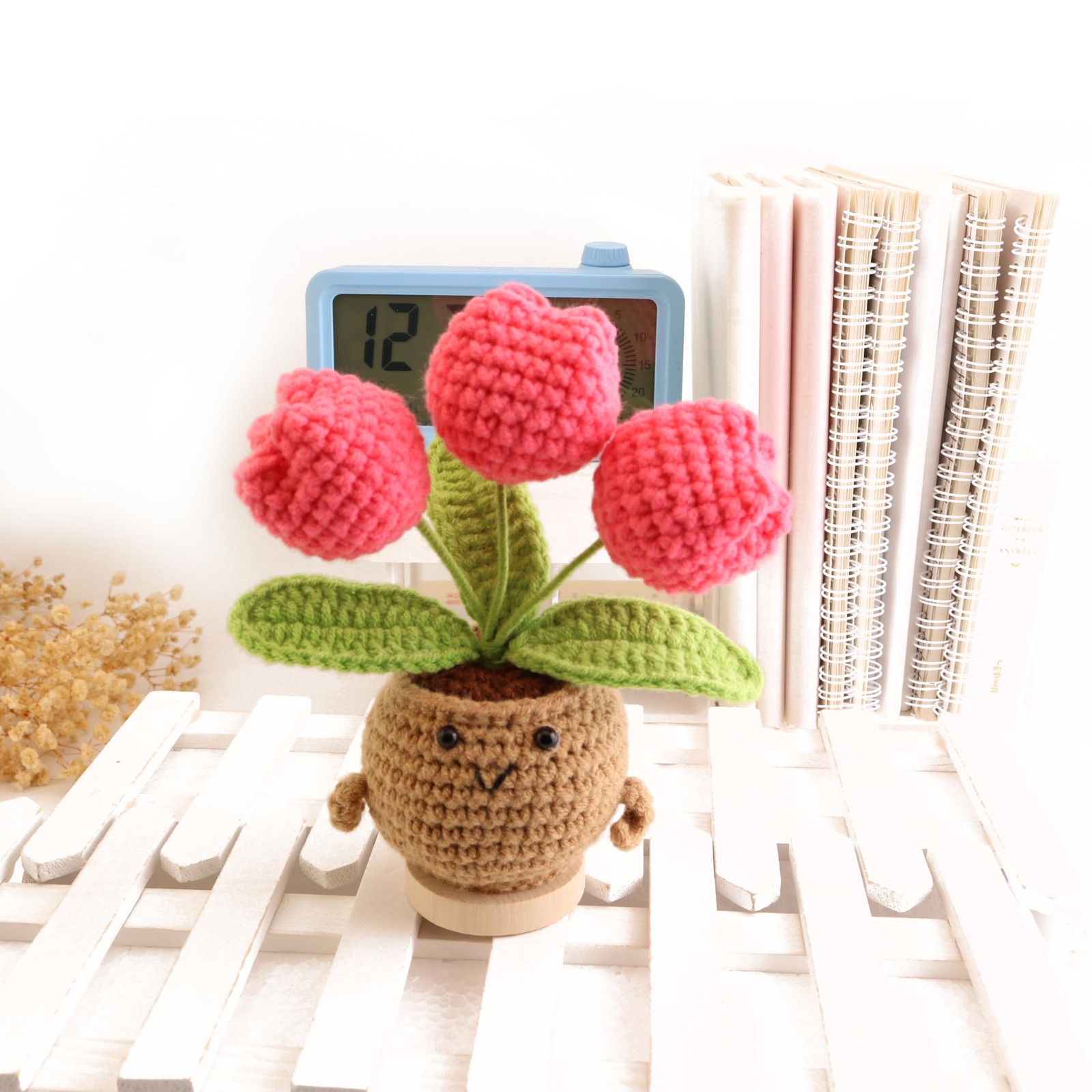 Crochet Mini Tulip Wool Potted Doll HandMade Desk Souvenir Rose Red 1 PC
