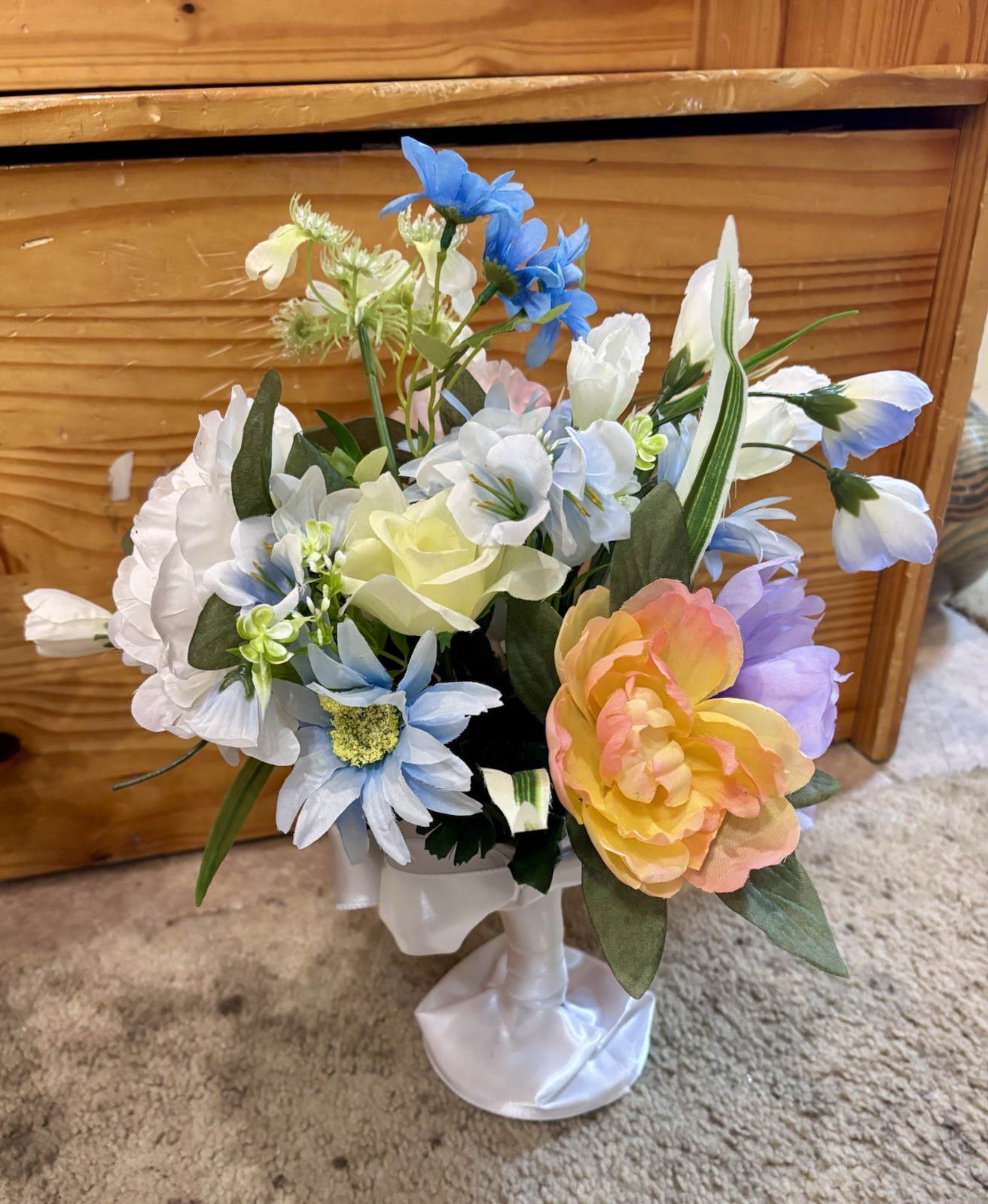 Huge Lot Handmade Floral Decor Home Party Shower bouquets Corsages Wildflowers
