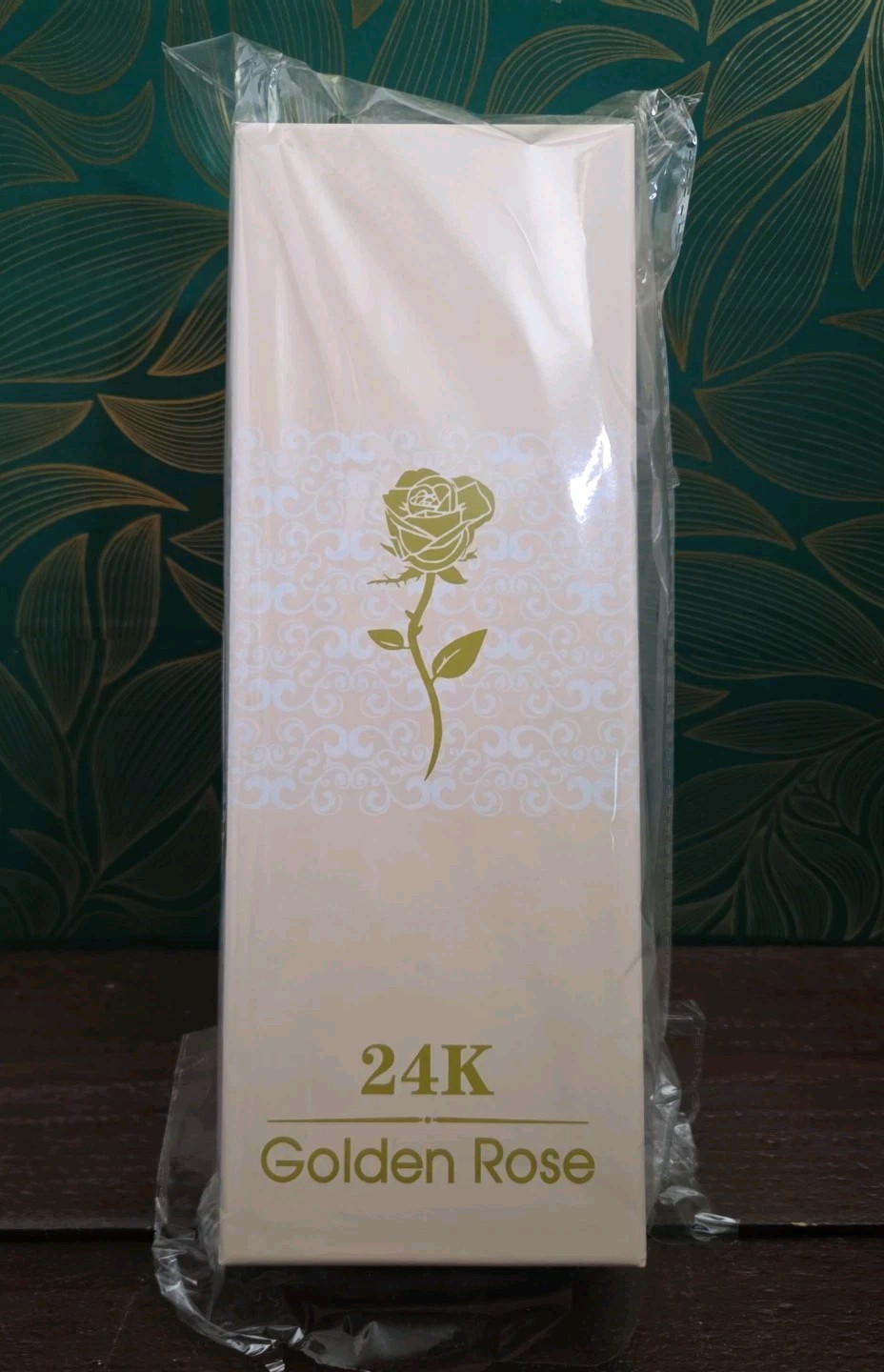 Mothers Day Rose Gifts for Mom, Women Mom Gifts for Birthday, New In Box