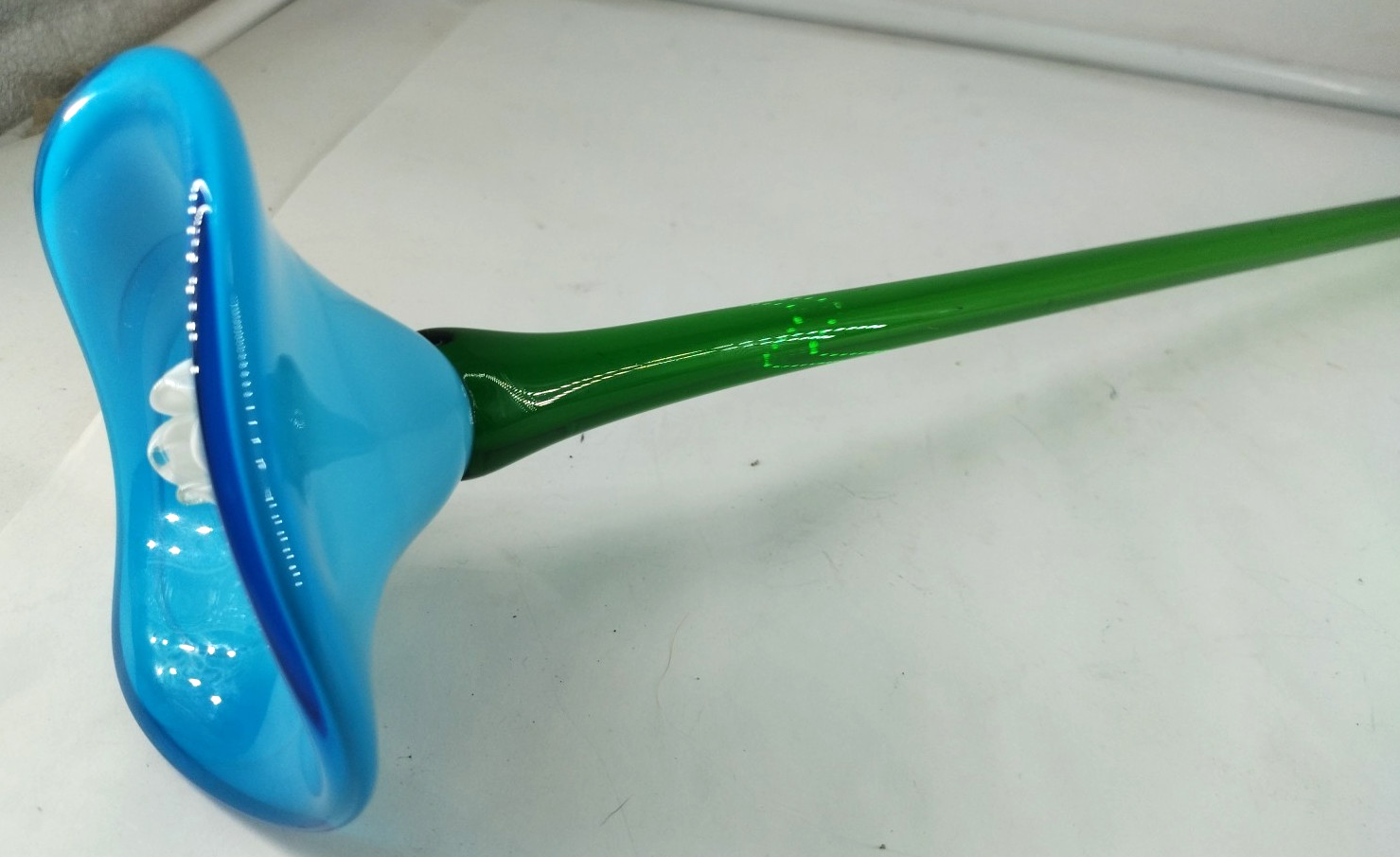 Vintage Murano Style Hand Blown Art Glass Long Stem Blue Calla Lily Flower B2