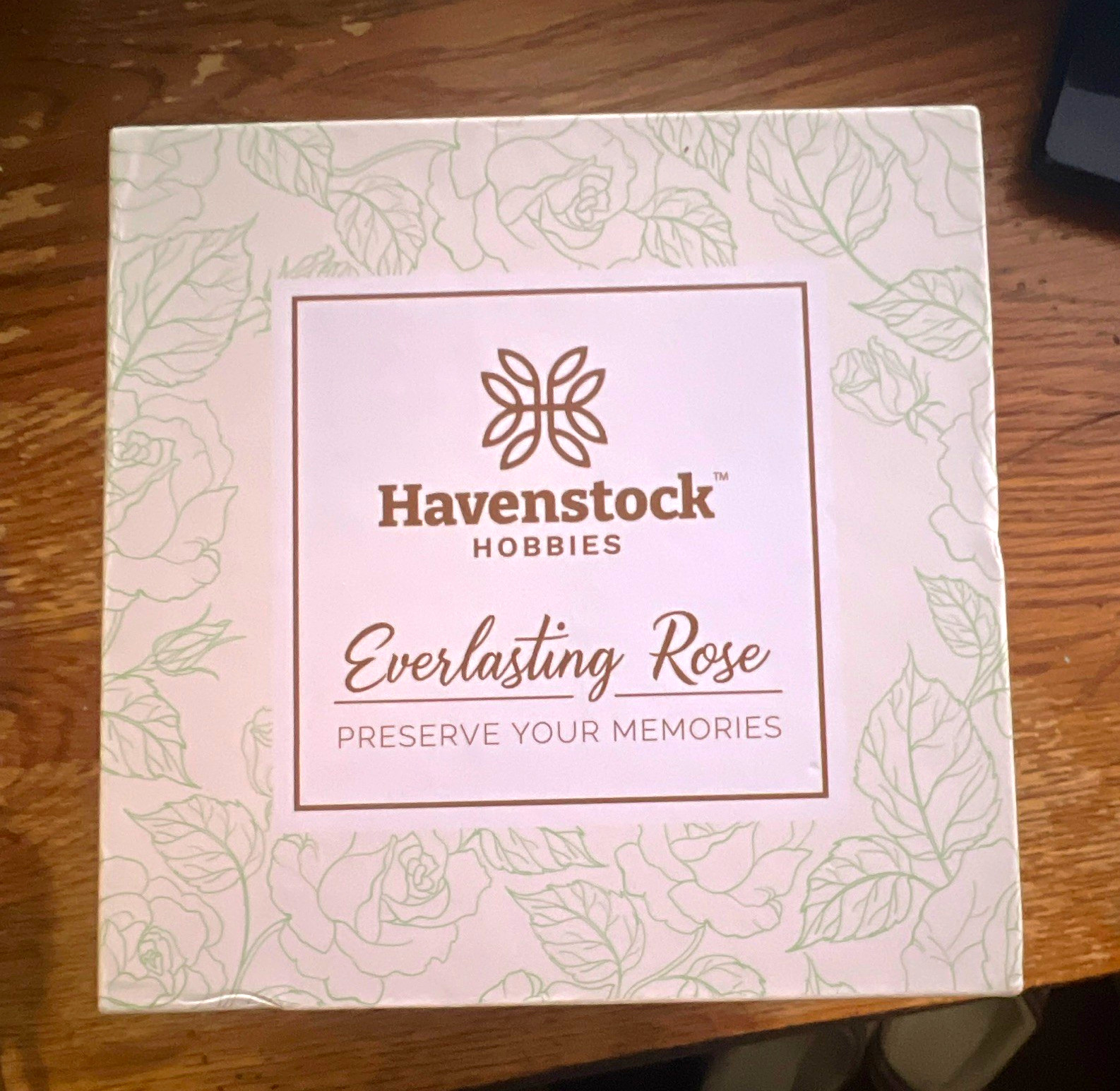 Havenstock Hobbies Everlasting Preserved Real Red Rose Glass Jar Acacia Lid