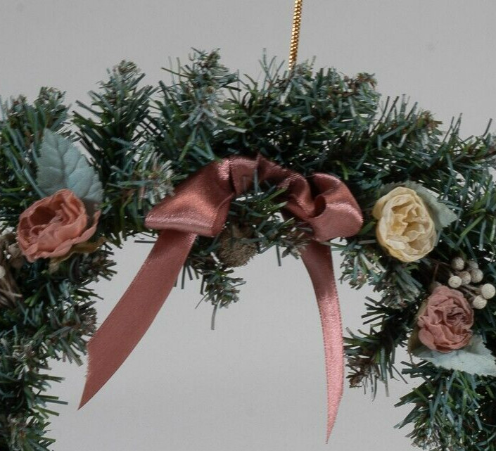 Farmhouse/Cottage Style 10″ Wreath