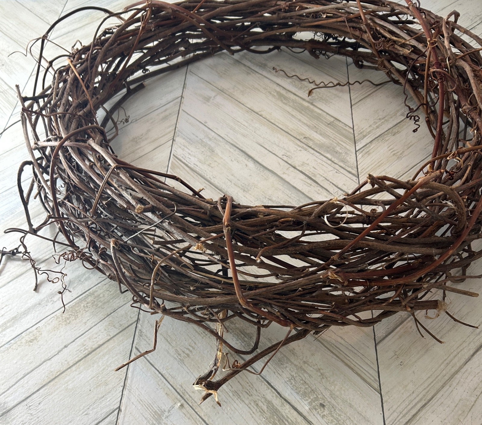 Natural Round Grapevine Wreath 26” Country Farmhouse Wall Wedding Crafting