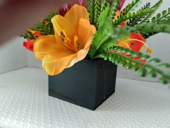 Artificial tropical floral arrangement (ROUND)