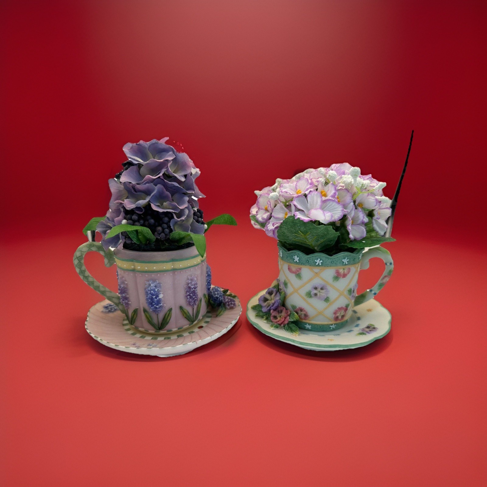 Set of 2 Resin Teacups Mug with Faux Flowers A Richesco Corp CottageCore Decor