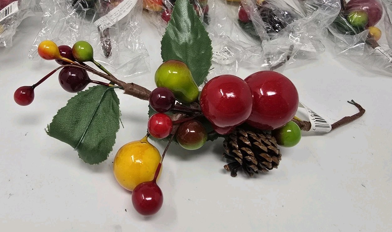 Vtg Woolworth Artificial Red Berry & Pinecone Christmas Floral Decor (Set Of 8)