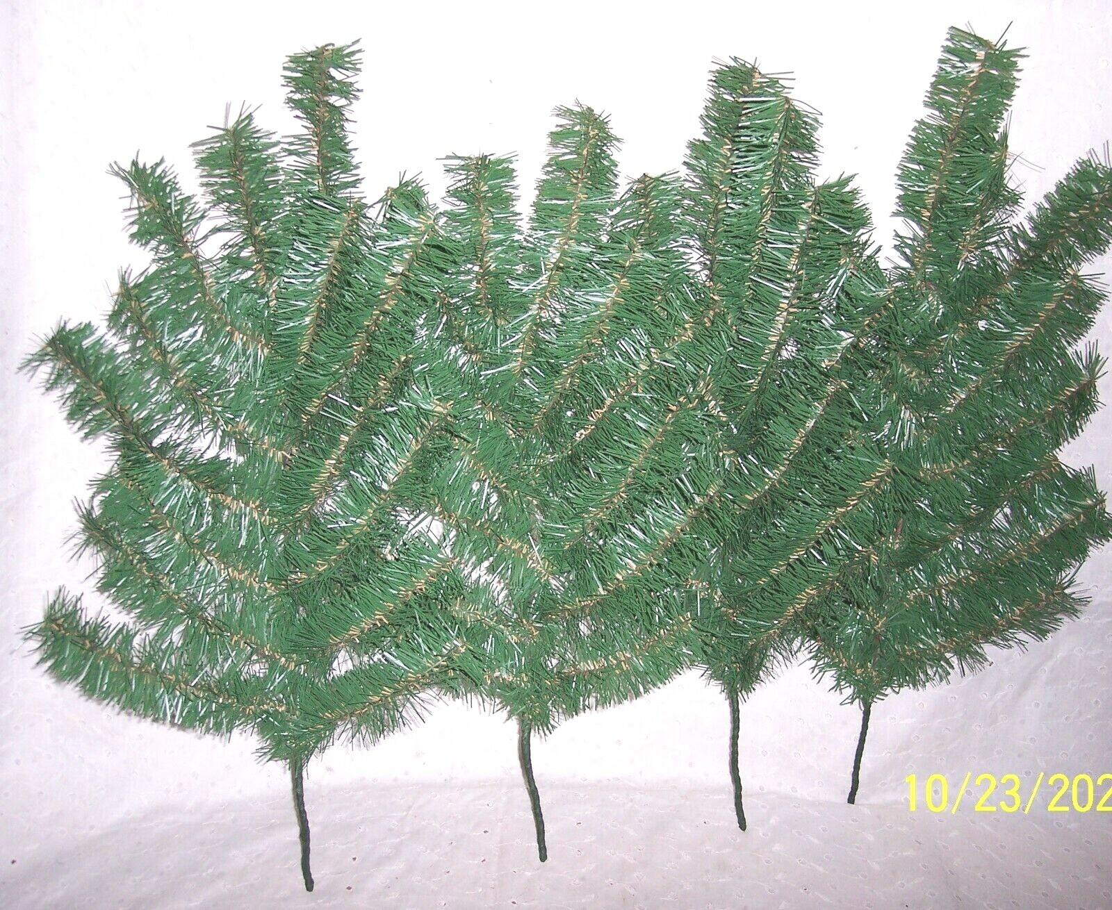 PINE TREE PICKS BRANCHES GREEN CRAFTS- XMAS DECORATION- FLORALS – U CHOOSE