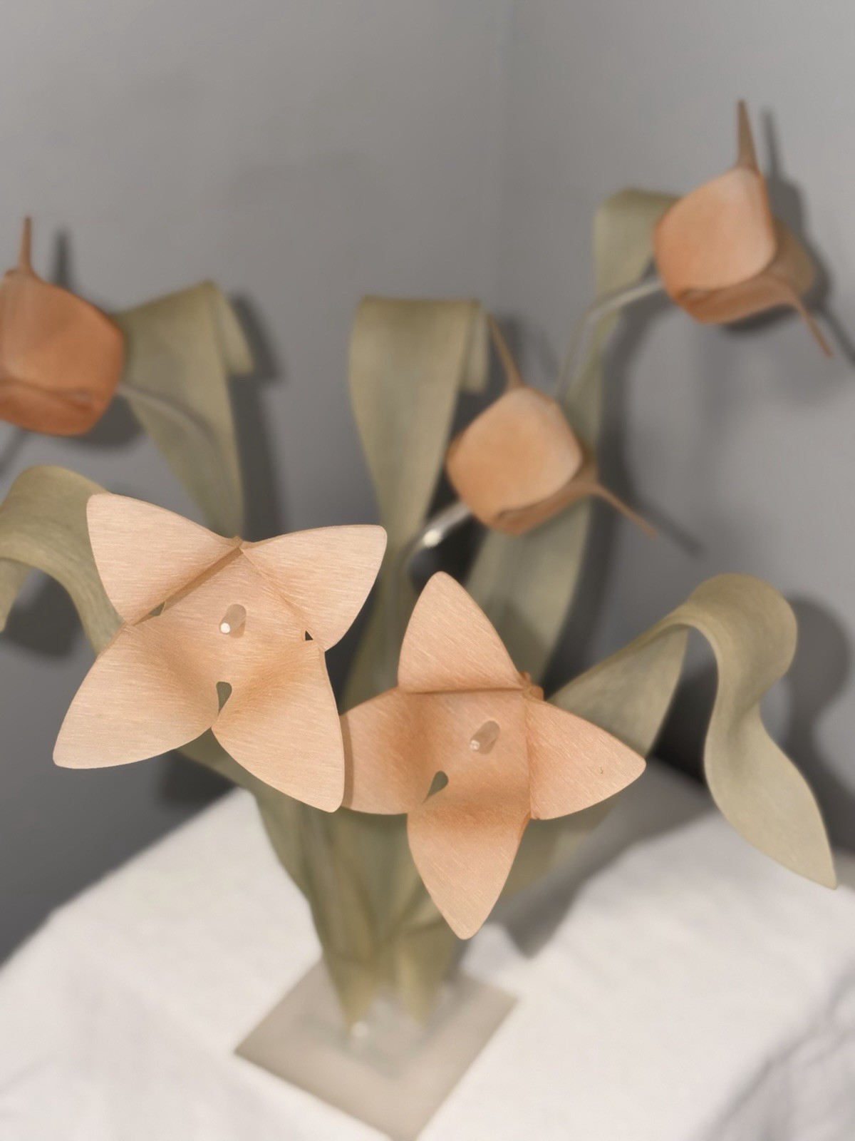 Vintage Lucite Acrylic Flower Sculpture Frosted Peach Daffodil/Tulip