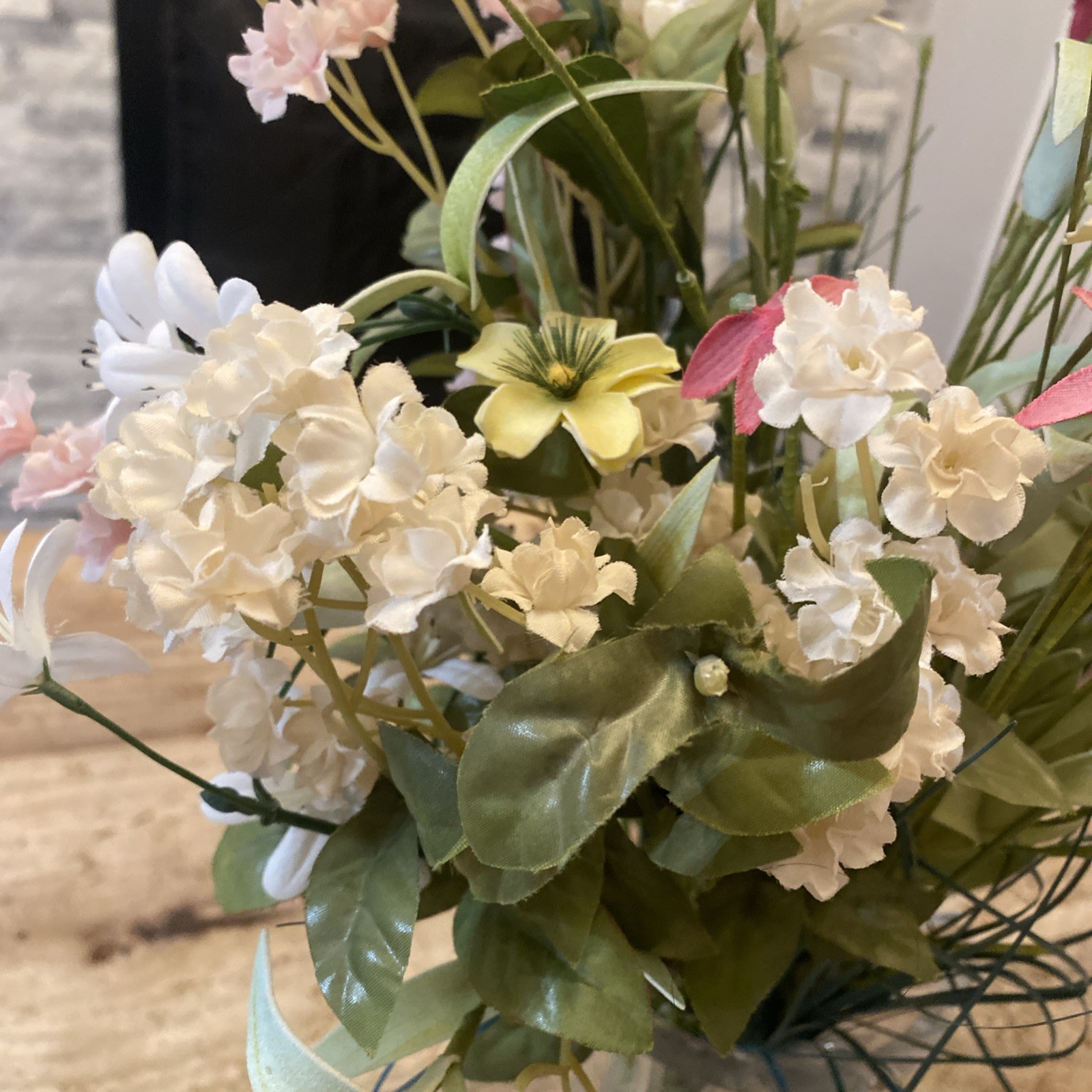 ARTIFICIAL FLOWERS ONLY… YELLOW, WHITE, PINK, LIGHT PINK, AND GREENERY NO VASE