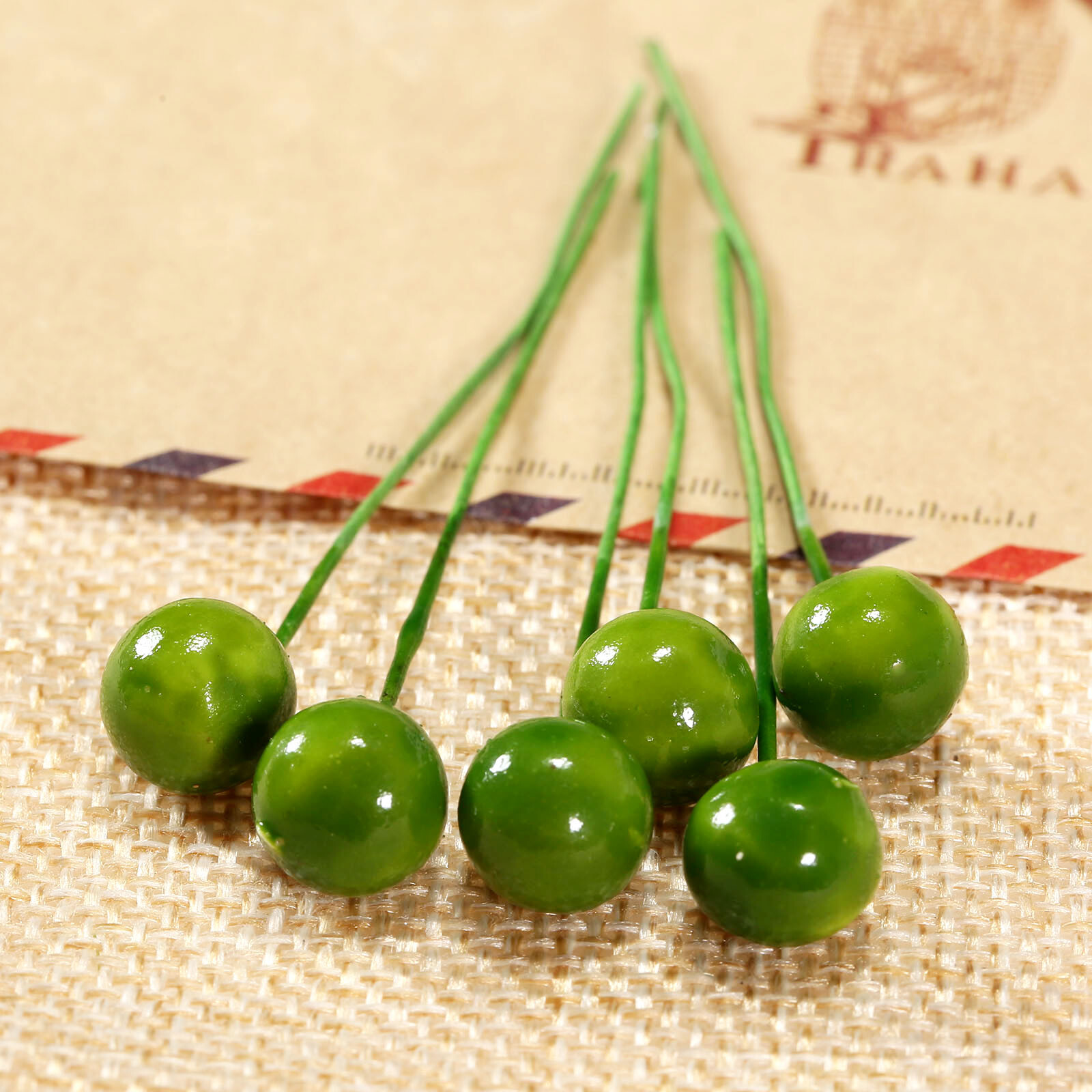 50/100pcs Red Berries Artificial Fruits Christmas Craft Holly Berry Pick Decor