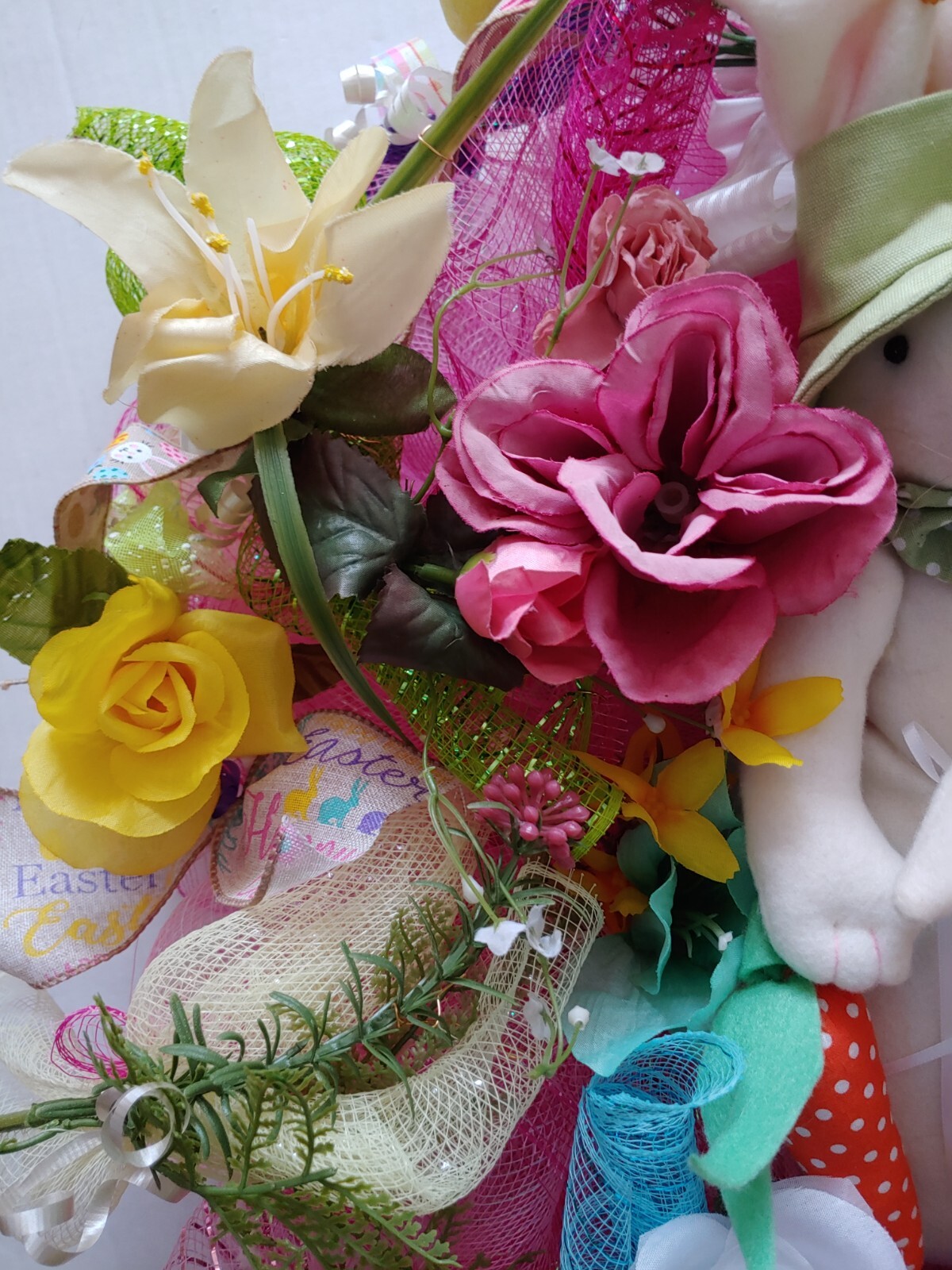 FREE Easter Bunny Rabbits Family of 3 Extra Large 24″ Deco Mesh Wreath New