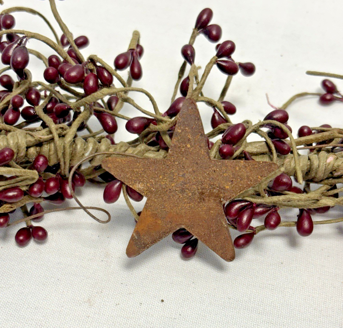 36″ Red/Burgundy Pip Berry Garland with 6 Rusty Stars & Burgundy Heart & Bow